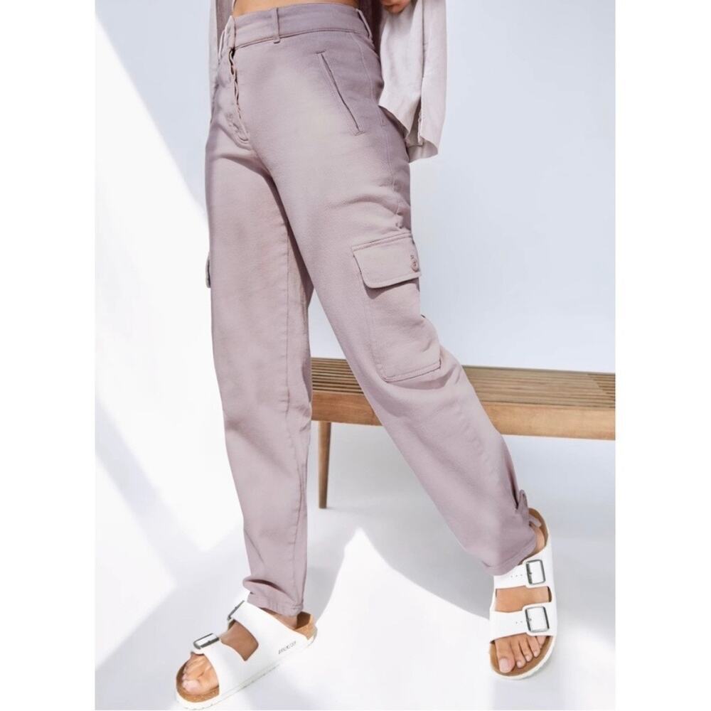 Aritzia Wilfred Free 6 Modern Cargo Pant Mauve